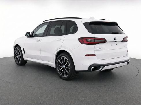 Used 2022 BMW X5 sDrive40i w/ M Sport Package RWD image 5