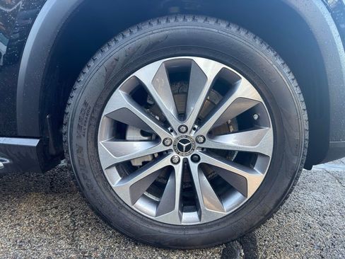 Used 2022 Mercedes-Benz GLE 350 GLE 350 w/ Premium Package image 8