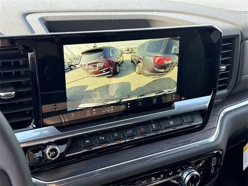 Used 2024 GMC Sierra 1500 SLT w/ SLT Premium Plus Package image 18