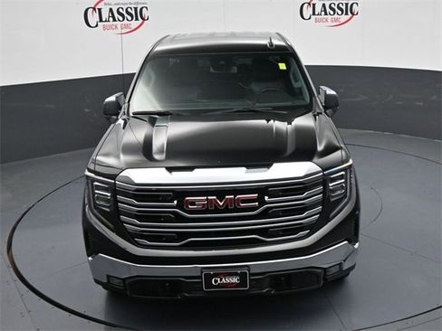 Used 2022 GMC Sierra 1500 SLT image 17