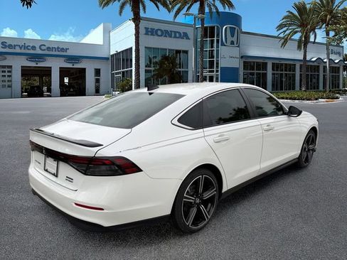 Used 2024 Honda Accord Sport image 8