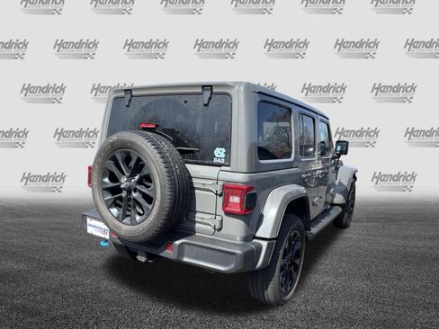 Used 2022 Jeep Wrangler Unlimited Sahara w/ Cold Weather Group image 10