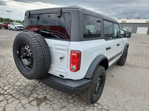 New 2026 Ford Bronco Big Bend w/ Black Diamond Package AWD/4WD image 11