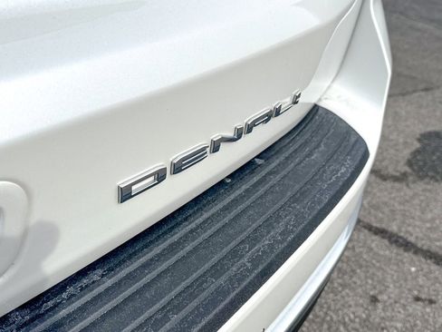 Certified 2022 GMC Yukon Denali image 12