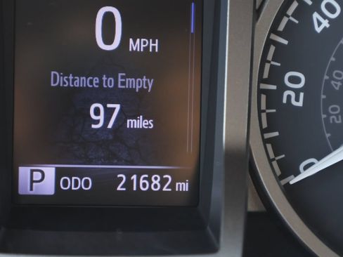 Certified 2023 Toyota Tacoma SR5 RWD image 21