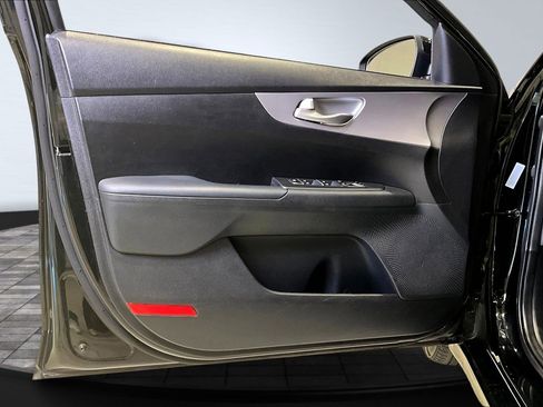 Used 2024 Kia Forte LXS image 19