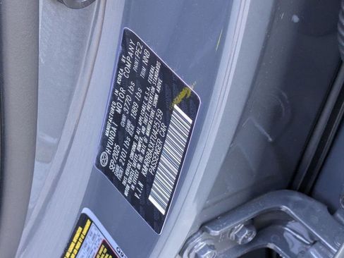 New 2026 Hyundai Venue SE image 31