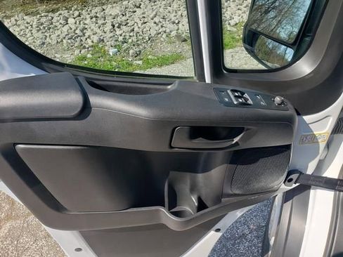 Used 2025 RAM ProMaster 2500 w/ Safety Group image 11