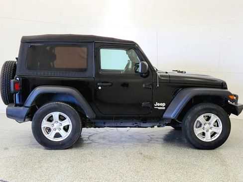 Used 2018 Jeep Wrangler Sport image 8