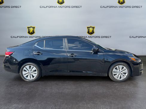 Used 2024 Nissan Sentra S image 6