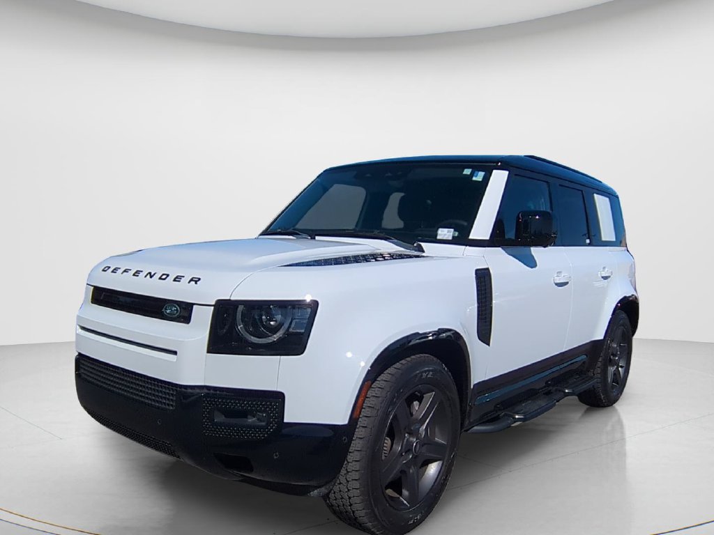 Used 2025 Land Rover Defender 110 X-Dynamic SE AWD/4WD image 1