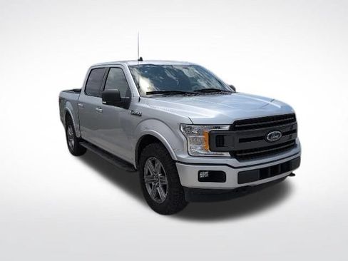 Used 2019 Ford F150 XLT w/ Equipment Group 302A Luxury AWD/4WD image 9