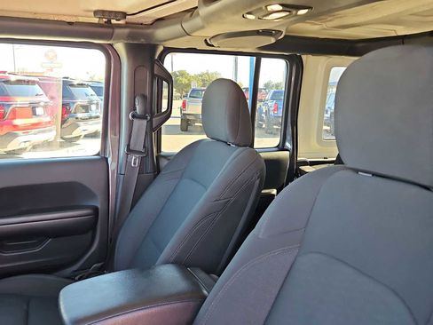 Used 2020 Jeep Wrangler Unlimited Sport S AWD/4WD image 17