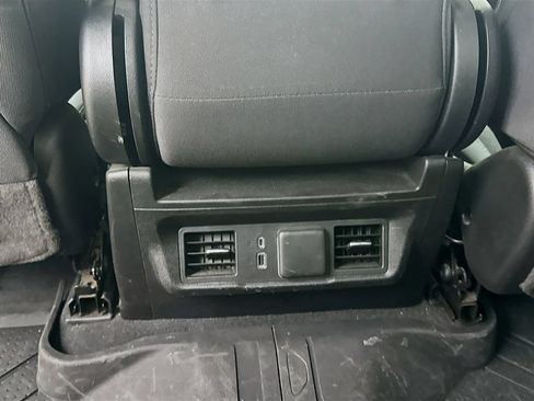 Used 2023 Chevrolet Silverado 1500 LT w/ Protection Package AWD/4WD image 26