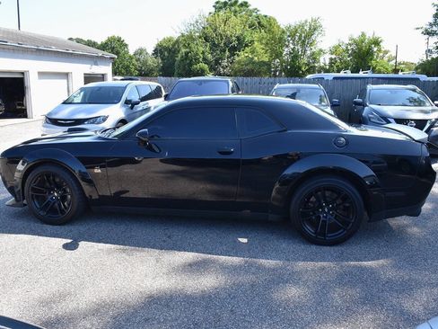 Used 2023 Dodge Challenger R/T Scat Pack RWD image 2