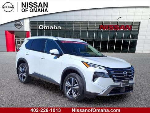 Certified 2024 Nissan Rogue SL AWD/4WD image 1