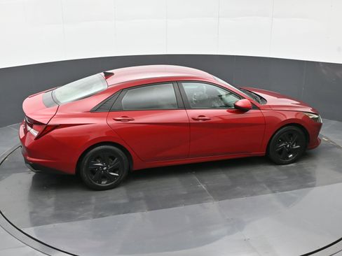 Used 2021 Hyundai Elantra SEL w/ Convenience Package image 35