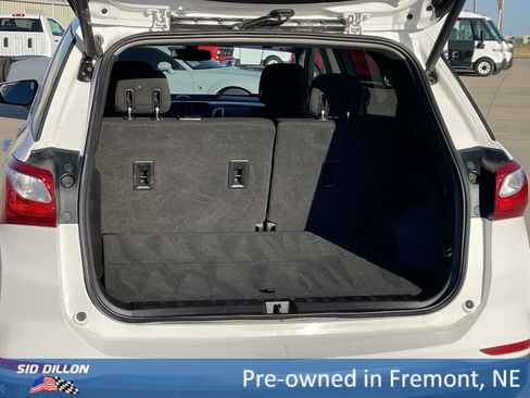 Used 2018 Chevrolet Equinox LT image 11