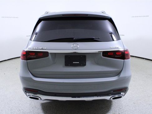 Used 2024 Mercedes-Benz GLS 450 4MATIC image 6