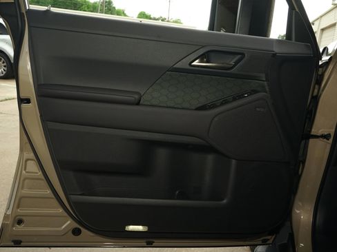 Used 2026 Lexus GX 550 image 23