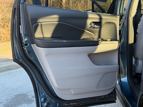 Used 2016 Honda Pilot EX image 23