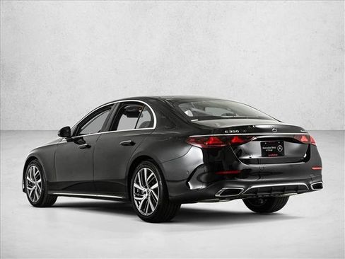 New 2026 Mercedes-Benz E 350 4MATIC Sedan image 8