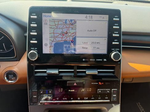 Used 2020 Toyota Avalon Limited w/ Advanced Safety Package FWD image 12