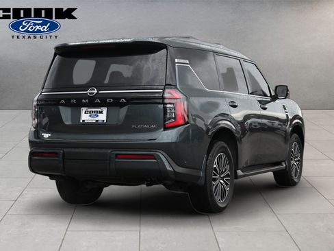 Used 2025 Nissan Armada Platinum RWD image 3
