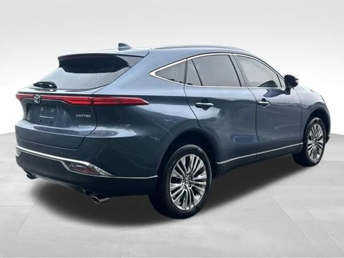 Certified 2023 Toyota Venza Limited AWD/4WD image 5