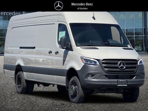 New 2026 Mercedes-Benz Sprinter 3500 image 1