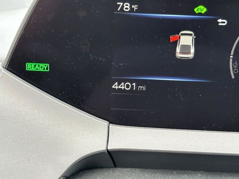 Used 2026 Toyota Prius XLE FWD image 13