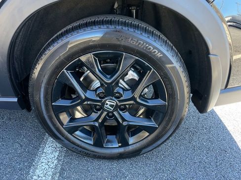 Certified 2025 Honda HR-V Sport image 41