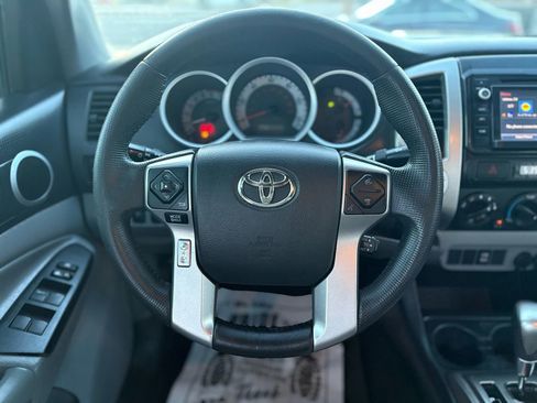 Used 2014 Toyota Tacoma 4x4 Double Cab w/ SR5 Package image 24