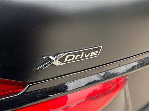 Used 2019 BMW 750i xDrive w/ M Sport Package AWD/4WD image 11