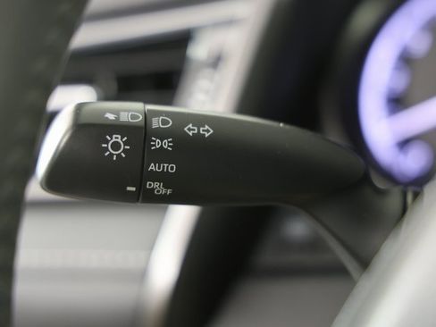 Used 2021 Toyota Camry SE image 15