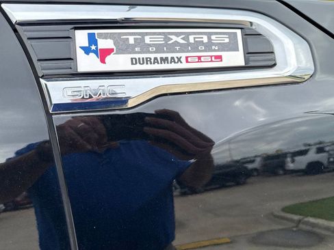 Used 2023 GMC Sierra 2500 SLT w/ Texas SLT Premium Package RWD image 16
