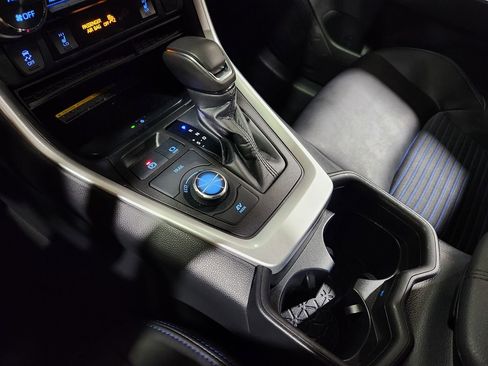 Used 2021 Toyota RAV4 XSE image 41