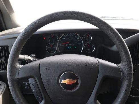 Used 2025 Chevrolet Express 2500 Extended w/ Driver Convenience Package RWD image 20