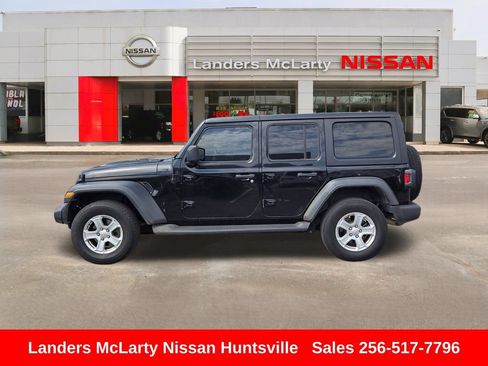 Used 2021 Jeep Wrangler Unlimited Sport AWD/4WD image 8