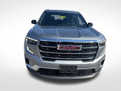 Used 2025 GMC Acadia Elevation FWD image 8