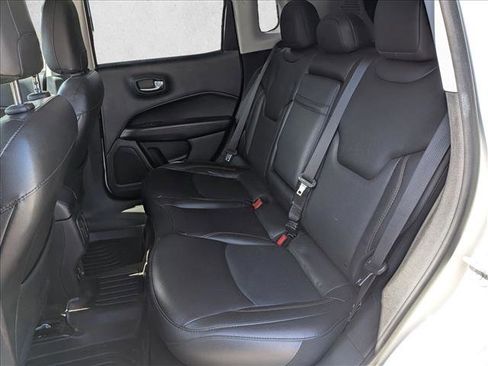 Used 2019 Jeep Compass Limited FWD image 17