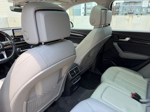 Used 2018 Audi Q5 2.0T Premium Plus w/ Premium Plus Package AWD/4WD image 16