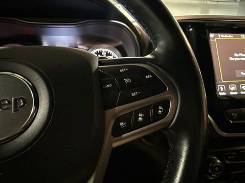 Used 2020 Jeep Cherokee High Altitude image 18