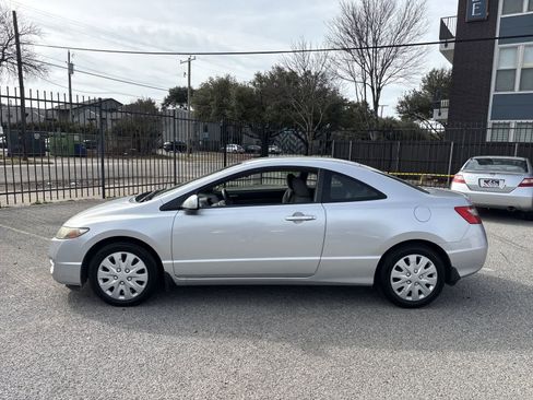 Used 2011 Honda Civic LX image 11