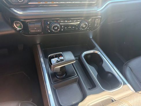 Certified 2024 Chevrolet Silverado 1500 High Country w/ LPO, Dark Essentials Package AWD/4WD image 24