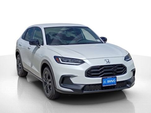 New 2027 Honda HR-V Sport image 3