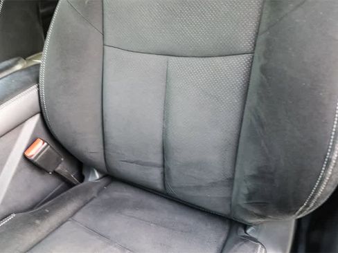 Used 2018 Nissan Murano SV image 23