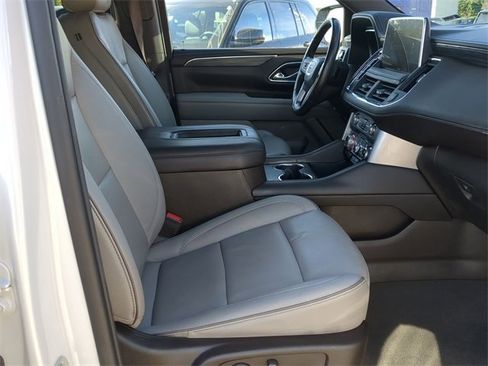 Used 2023 GMC Yukon SLT image 20