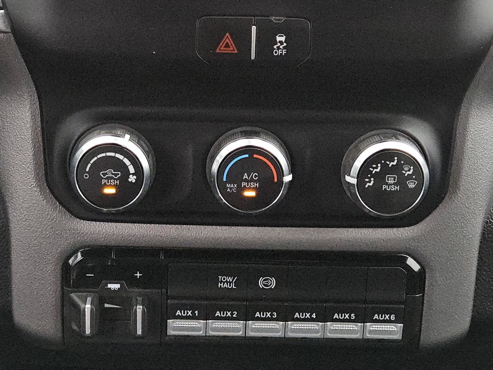 Used 2024 RAM 3500 SLT w/ Quick Order Package 2YG SLT AWD/4WD image 14