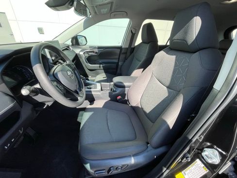 Used 2024 Toyota RAV4 Woodland Edition image 28